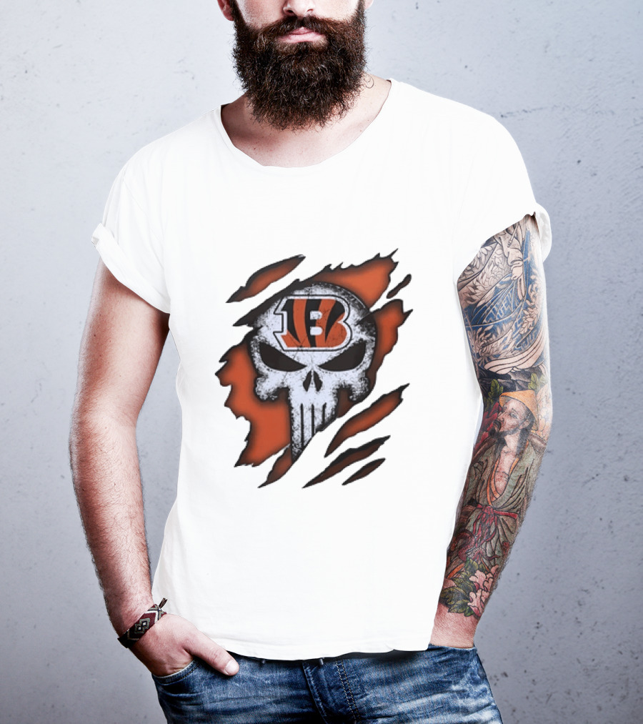 Cincinnati Bengals Punisher Skull Ripped T-Shirt
