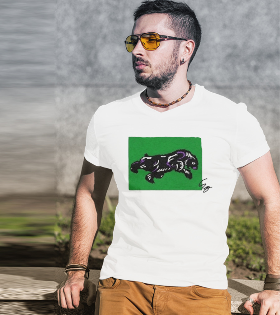 Mako Komuro 2026 Black And Purple Bear On Green T-Shirt