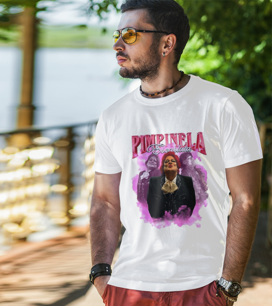 Pimpinela Escarlata Kissing Pose With Pink Smoke Backdrop T-Shirt