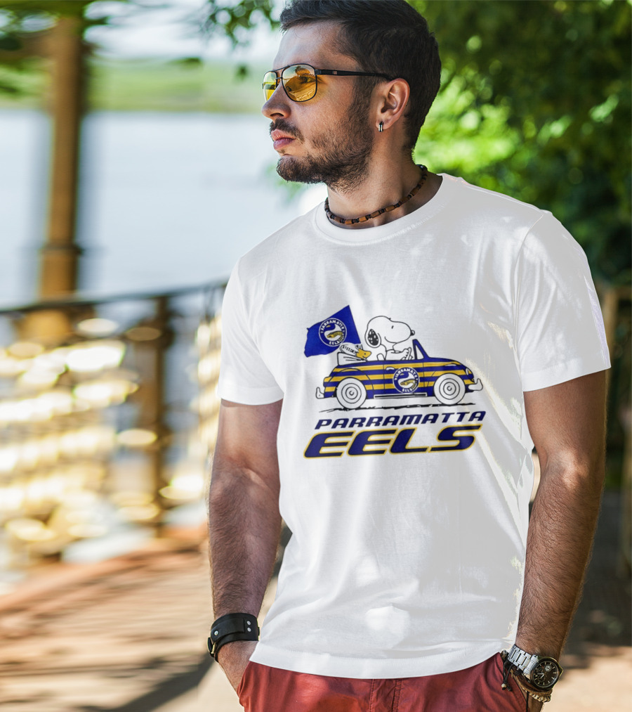 Snoopy Driving Car With Parramatta Eels Flag National Rugby League T-Shirt