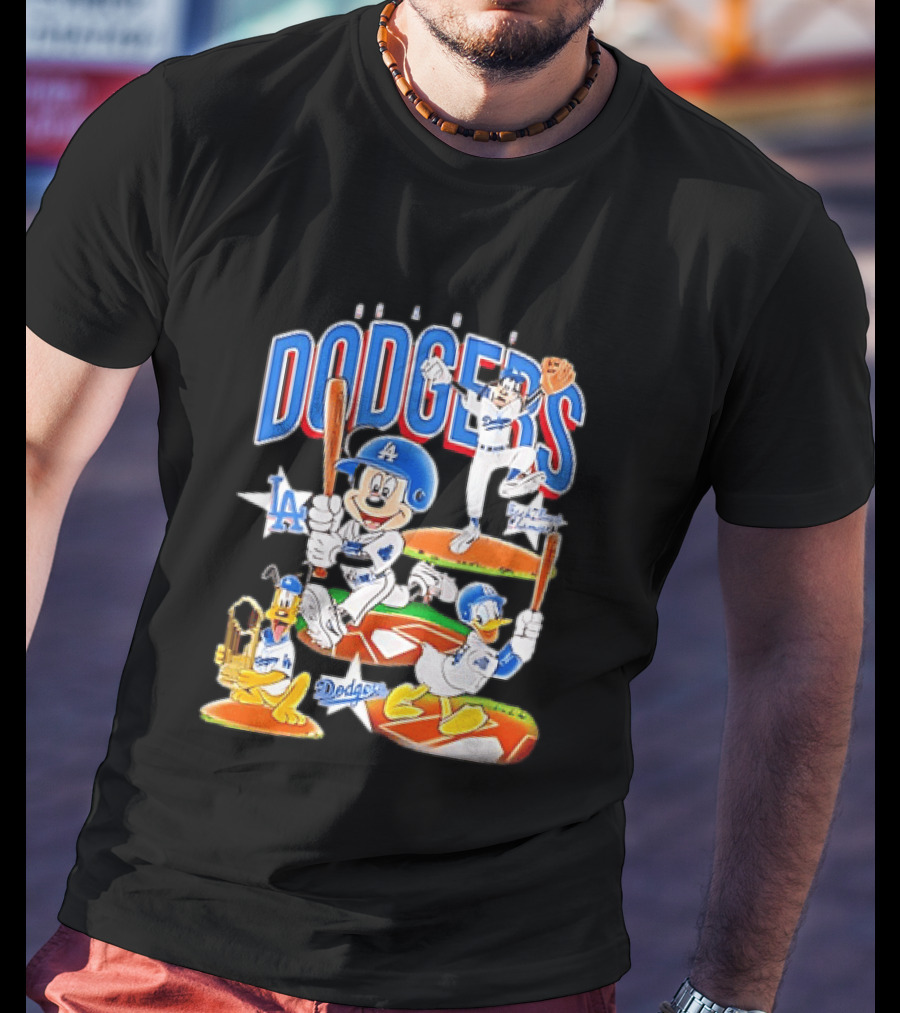 MOONLANDGOODS 2020 Mickey Goofy Pluto Donald Baseball Team Los Angeles Dodgers T-Shirt