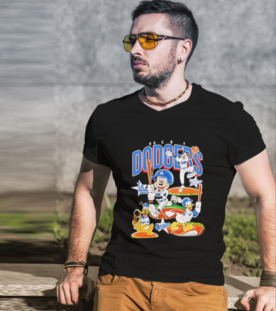 MOONLANDGOODS 2020 Mickey Goofy Pluto Donald Baseball Team Los Angeles Dodgers T-Shirt