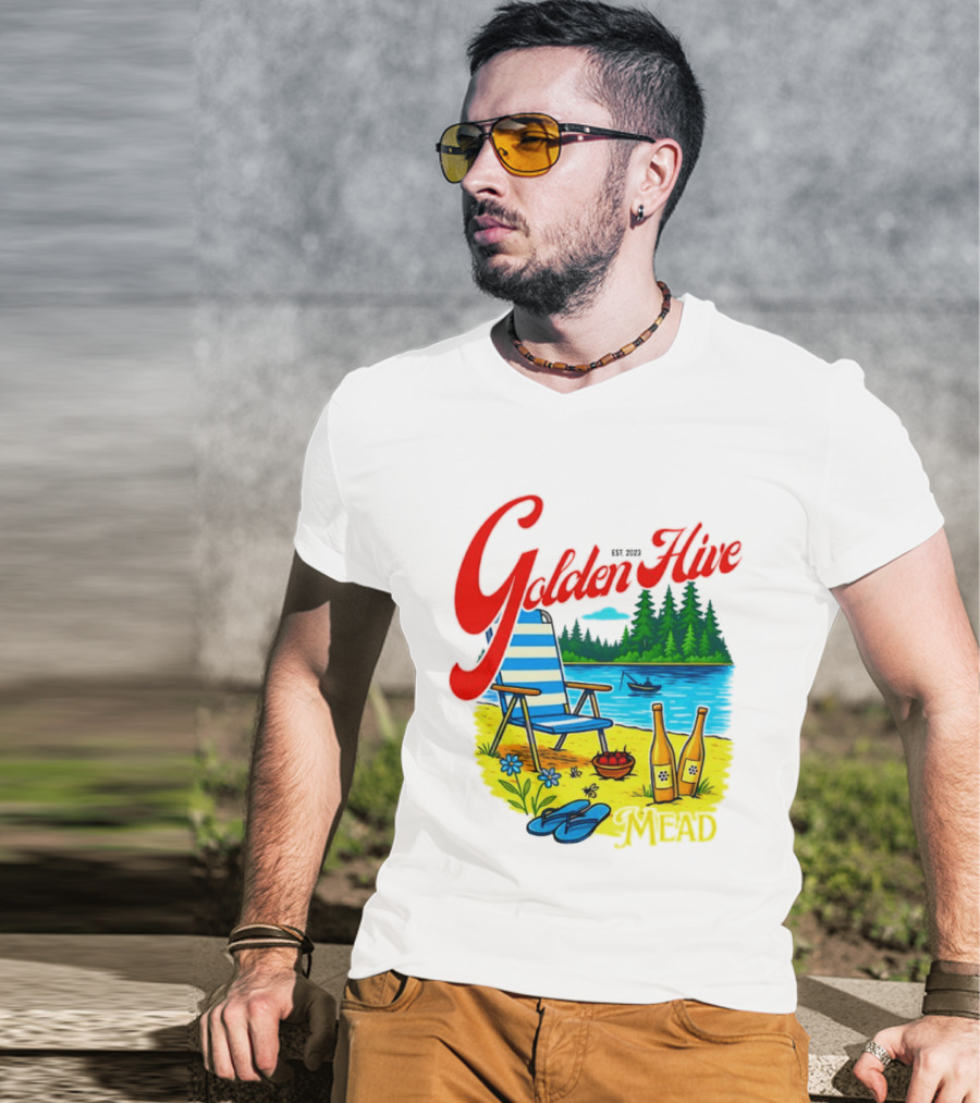 Golden Hive Mead Est 2023 Lakefront Bliss Vintage Escape T-Shirt