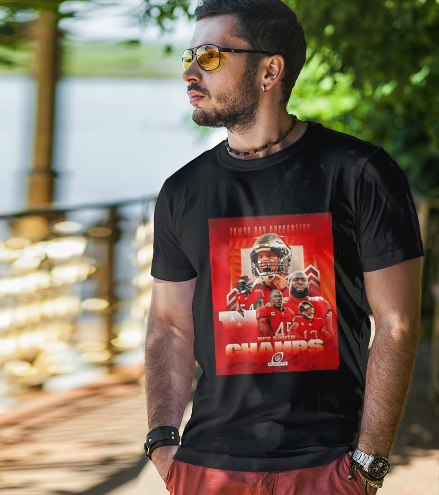 Tampa Bay Buccaneers NFL Playoffs NFC South Champs Celebration T-Shirt