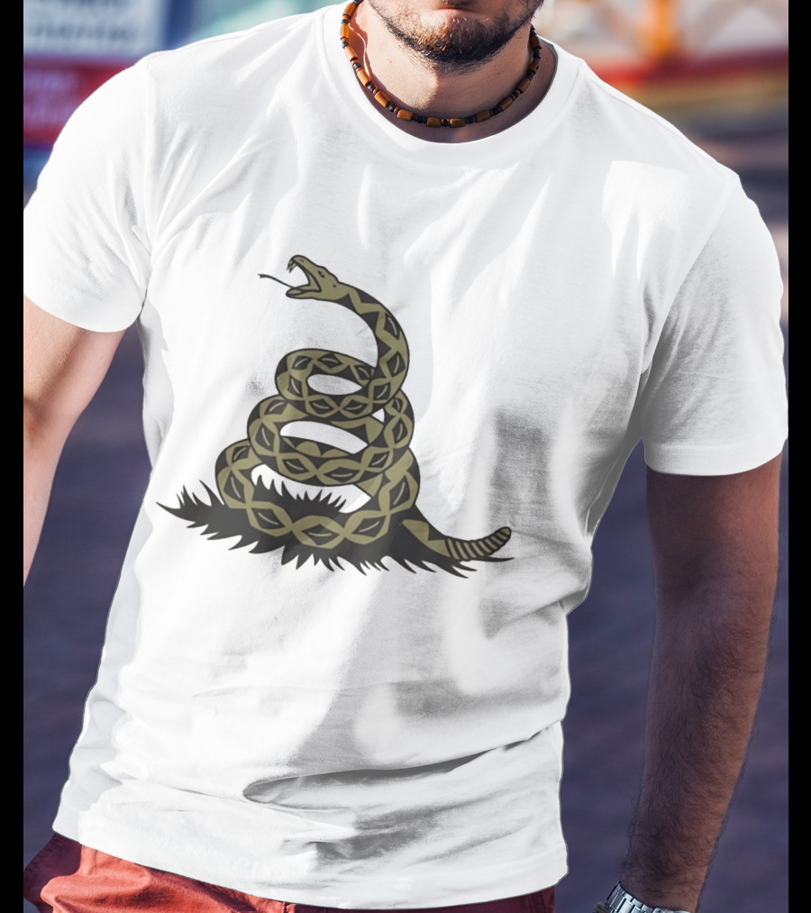 Gadsden Snake Iconic Coiled Rattlesnake T-Shirt