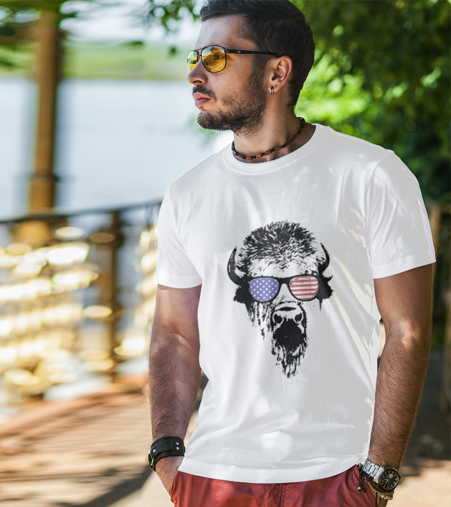 Patriotic Buffalo With USA Flag Red White Blue Sunglasses T-Shirt
