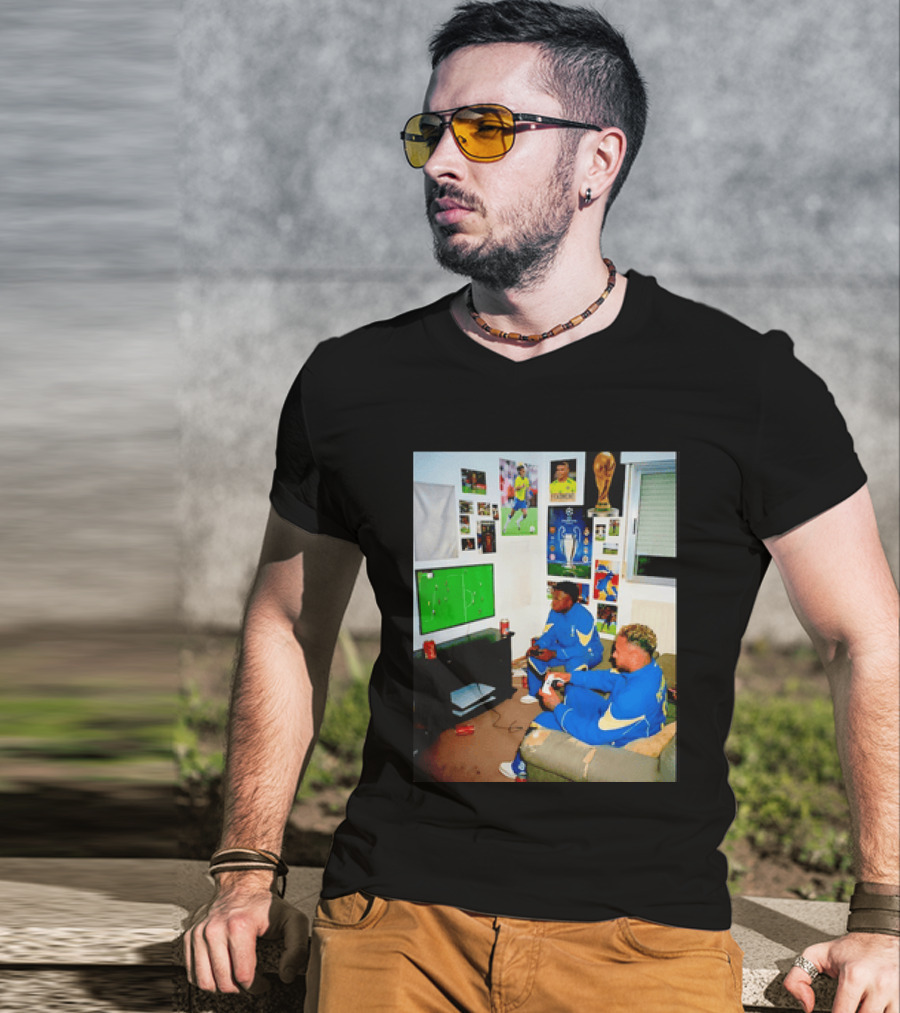Brazil National Team Neymar Vinícius Júnior Playing Video Games Football S T-Shirt