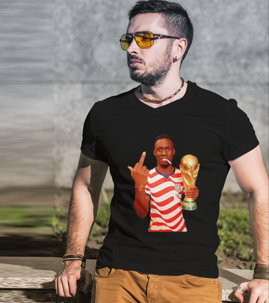 Folarin Balogun USA National Team Smoking Middle Finger World Cup Trophy T-Shirt