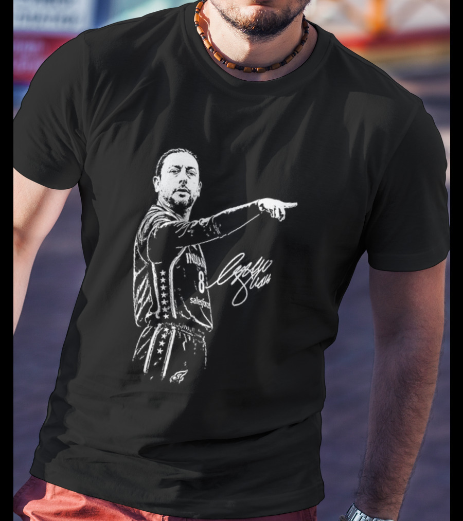 Sophie Cunningham Pointing Roberto De Zerbi T-Shirt
