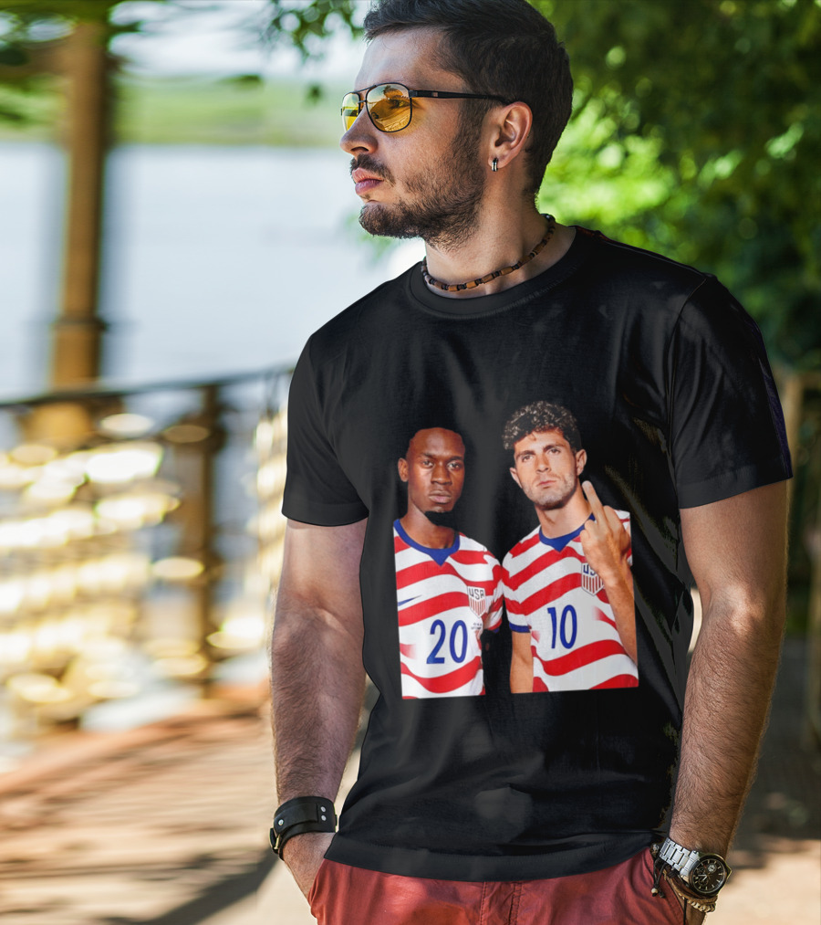 Christian Pulisic Folarin Balogun USMNT Soccer Iconic Gesture T-Shirt