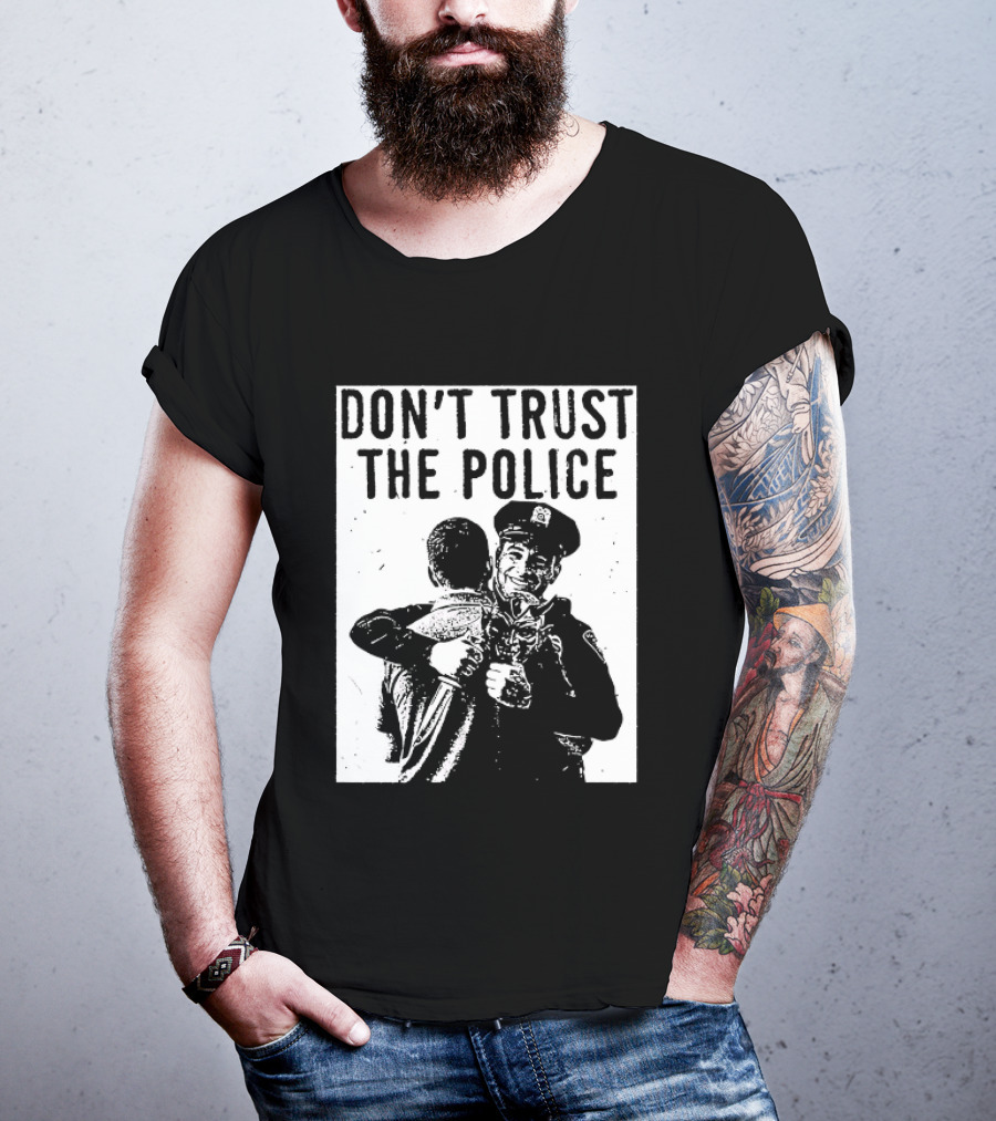 DON'T TRUST THE POLICE Devil Embracing Officer T-Shirt