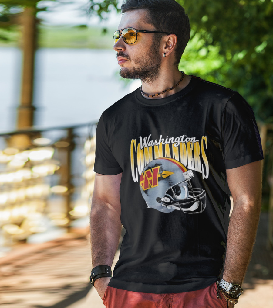 Washington Commanders Football Helmet Men's T-Shirt
