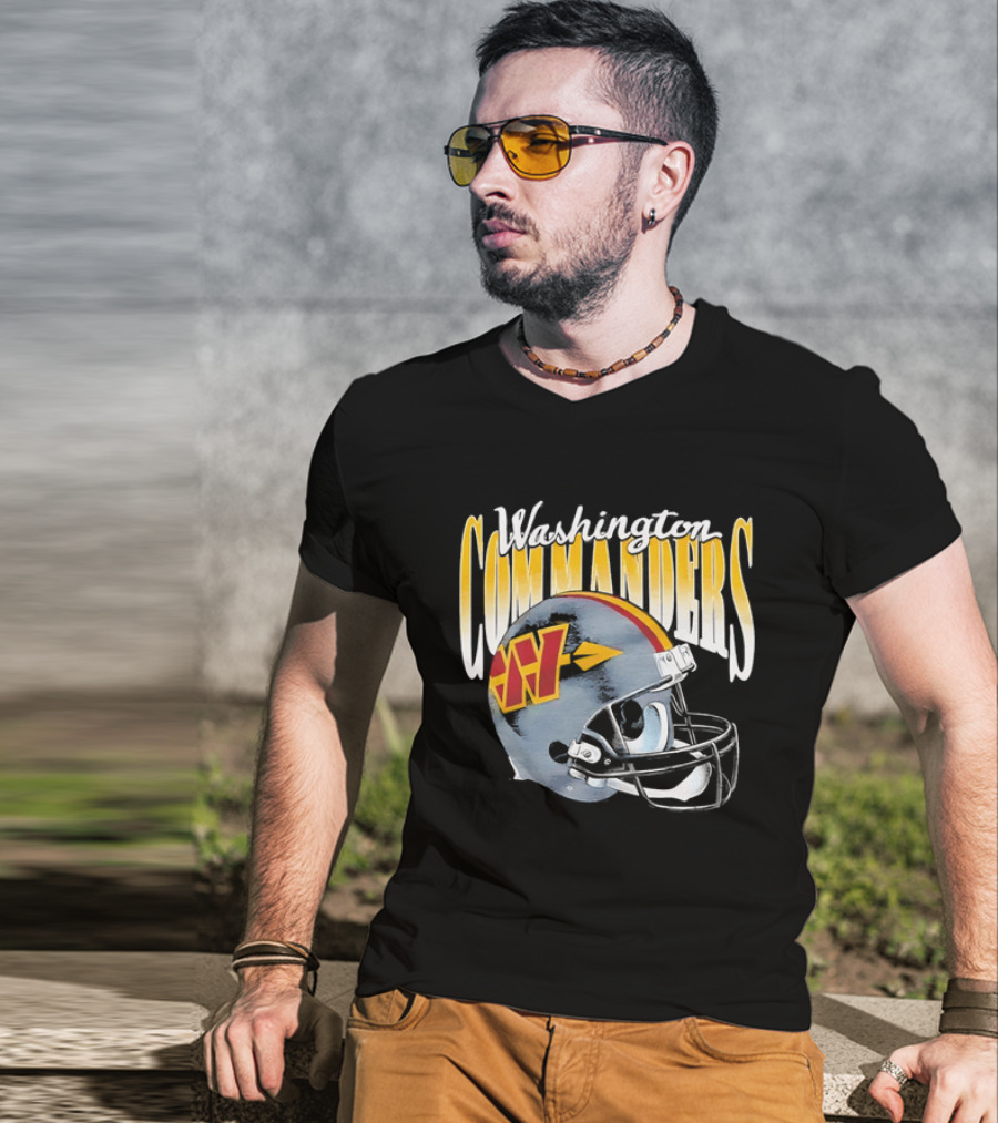 Washington Commanders Football Helmet Men's T-Shirt
