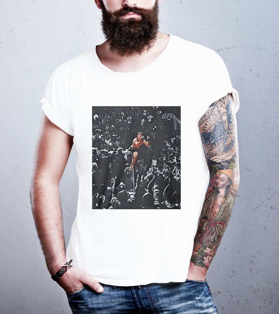 Diego Lopes UFC Middle Finger Crowd Moment T-Shirt