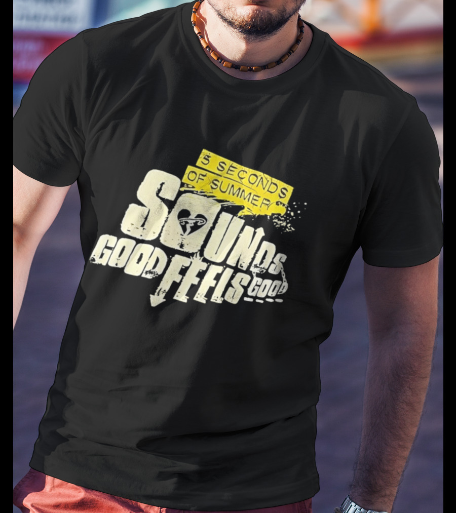 5 Seconds Of Summer Sounds Good Feels Good Heart Arrow T-Shirt