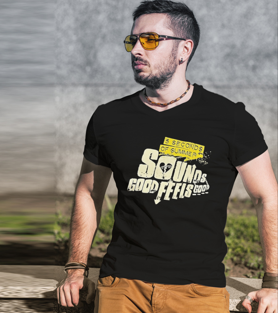 5 Seconds Of Summer Sounds Good Feels Good Heart Arrow T-Shirt