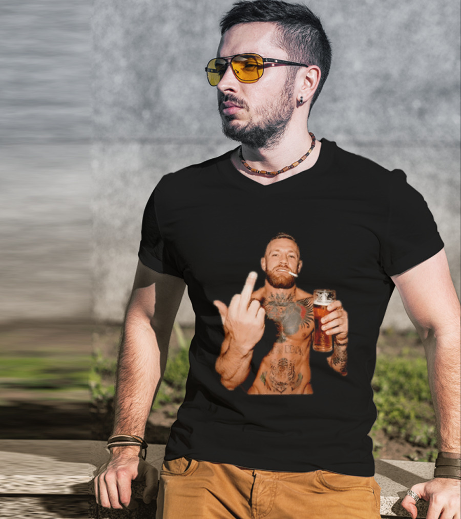 Conor McGregor UFC MMA The Notorious Middle Finger Tattoo Beer T-Shirt