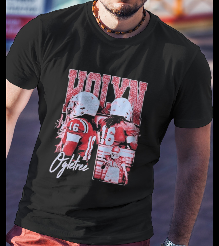 Kolyn Ogletree Number 16 Football Action Georgia Bulldogs T-Shirt