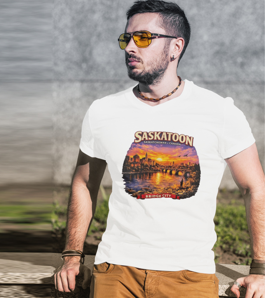 Saskatoon Saskatchewan Canada Sunset Bridge City T-Shirt