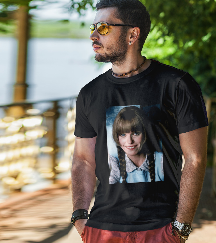Louise Lasser Star Of TV’s Mary Hartman Is Dead At 87 T-Shirt