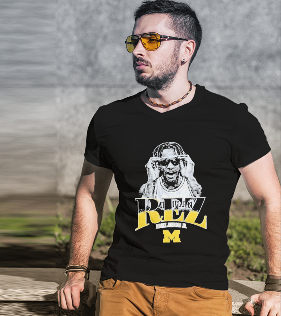 Morez Johnson M Michigan Wolverines Basketball REZ T-Shirt
