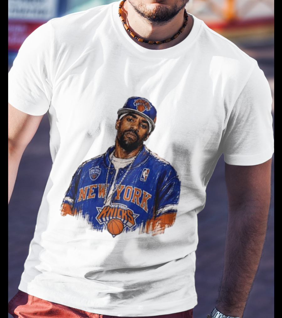 Kyrie Irving New York Knicks New Yorks Finest To The World Manhattan Knicks T-Shirt