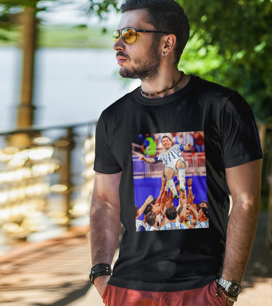 Lionel Messi Argentina Victory Celebration Team Lift T-Shirt