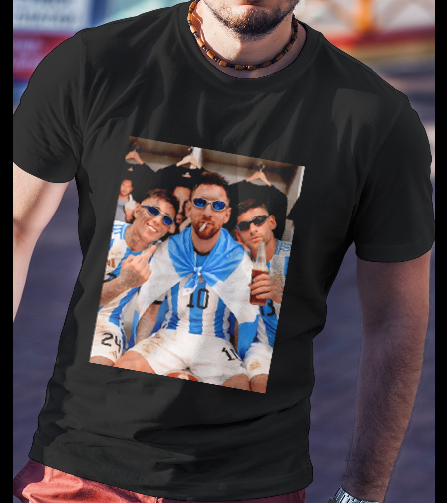 Argentina National Team Lionel Messi Enzo Fernandez Cristian Romero Celebration T-Shirt
