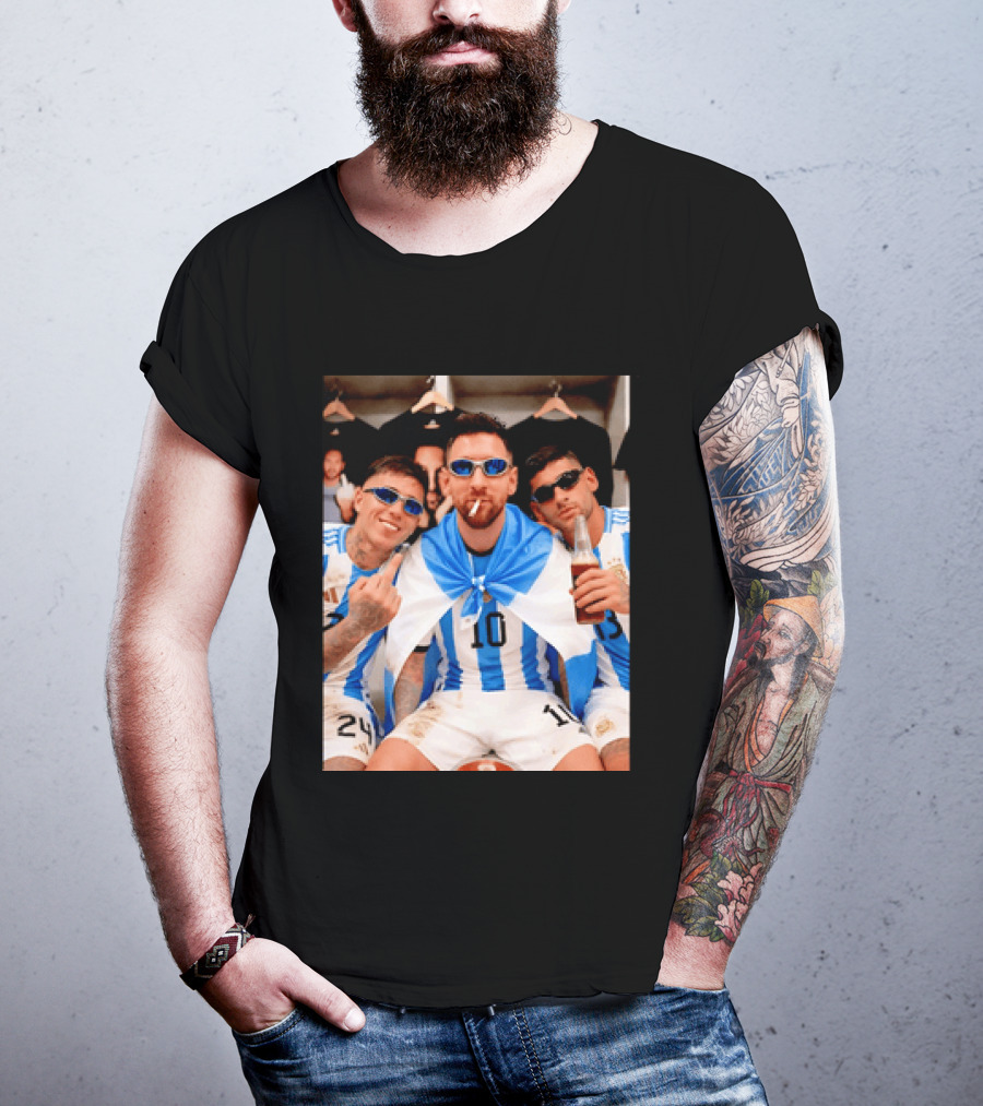 Argentina National Team Lionel Messi Enzo Fernandez Cristian Romero Celebration T-Shirt