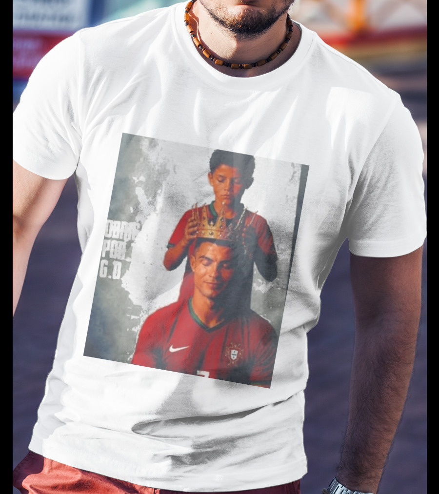 Cristiano Ronaldo Portugal Obrigado Por Tudo GOAT Crowned King Soccer Legend T-Shirt