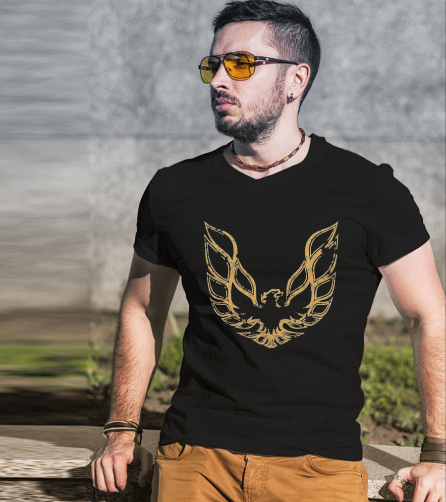 Pontiac Firebird Screaming Chicken Grunge Gold T-Shirt