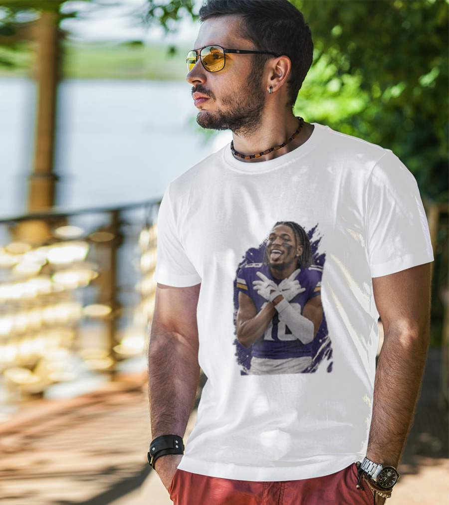 Minnesota Vikings Justin Jefferson Number 18 Football Player T-Shirt