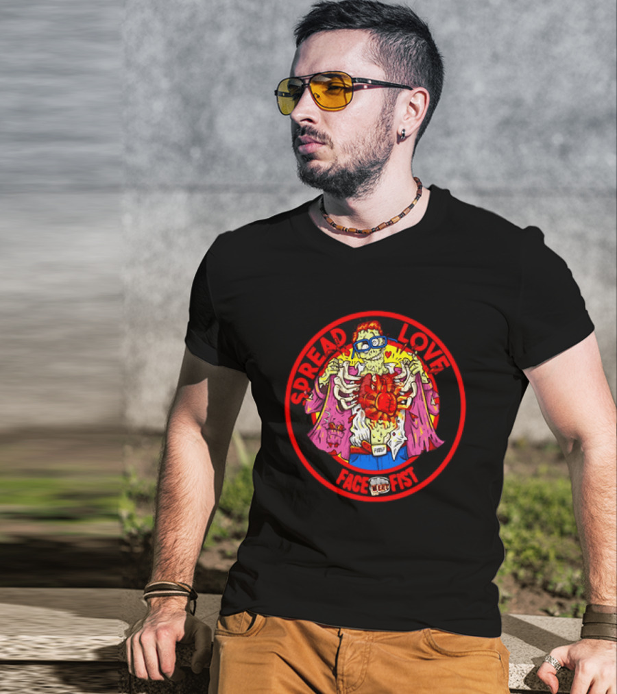 Spread Love Face Fist FMF Zombie Horror Skeleton Heart T-Shirt