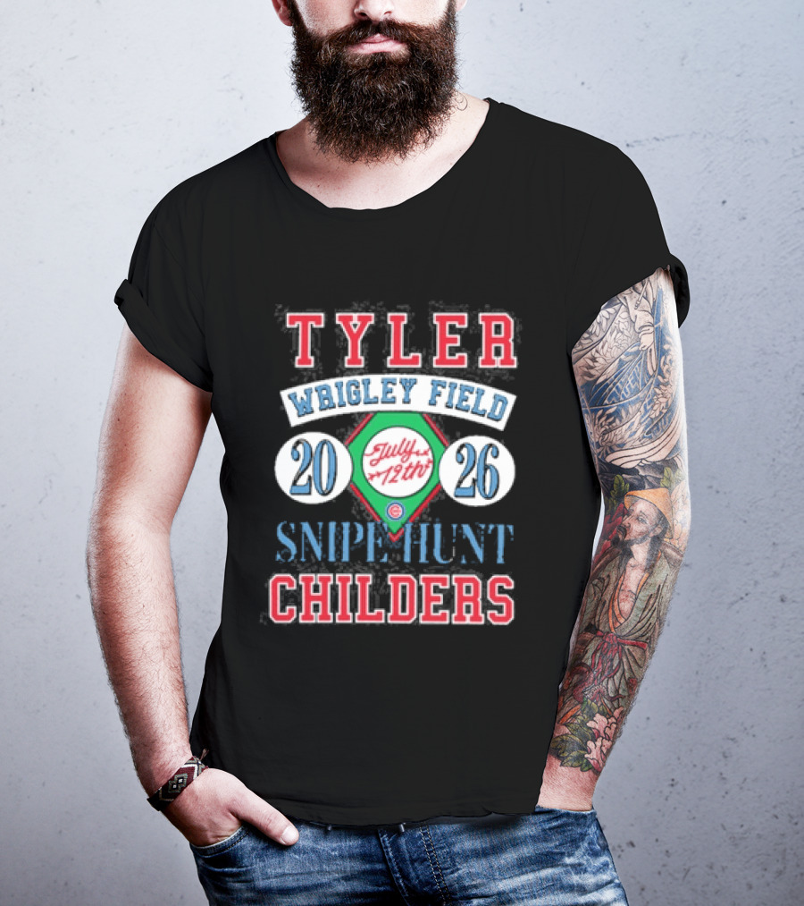 Tyler Childers Wrigley Field July 12th 2026 Chicago Cubs Sniff Hunt T-Shirt