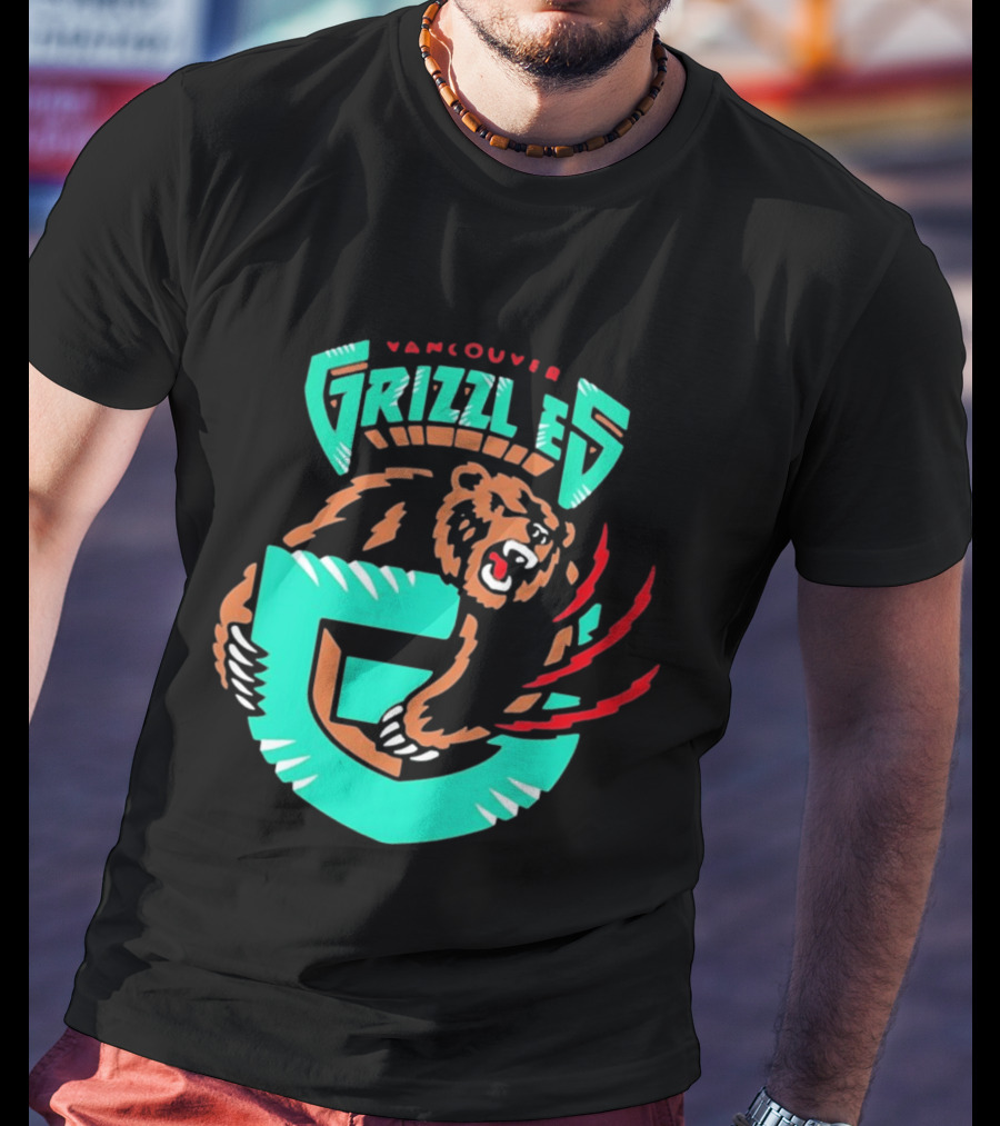 Vancouver Grizzlies Bear Claw Retro Sports Emblem Men's T-Shirt