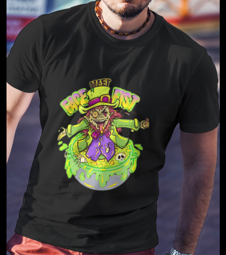 Face Meet Fist Leprechaun St Patrick's Day Cauldron Green Slime Skull T-Shirt