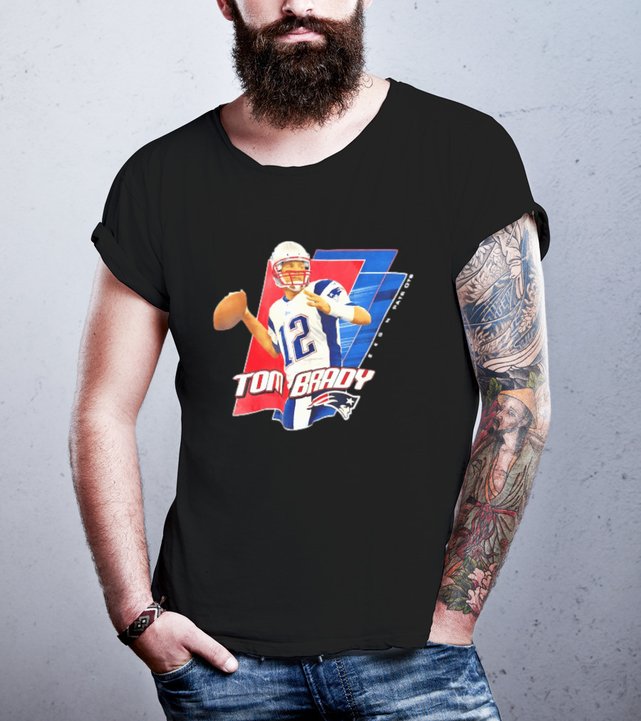 New England Patriots Tom Brady 12 Football Quarterback Iconic Action Pose T-Shirt