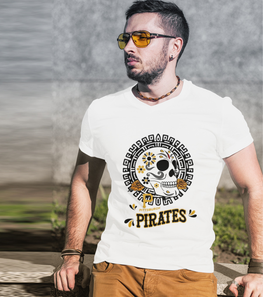Pittsburgh Pirates Dia De Los Muertos Sugar Skull Art MLB Fan T-Shirt