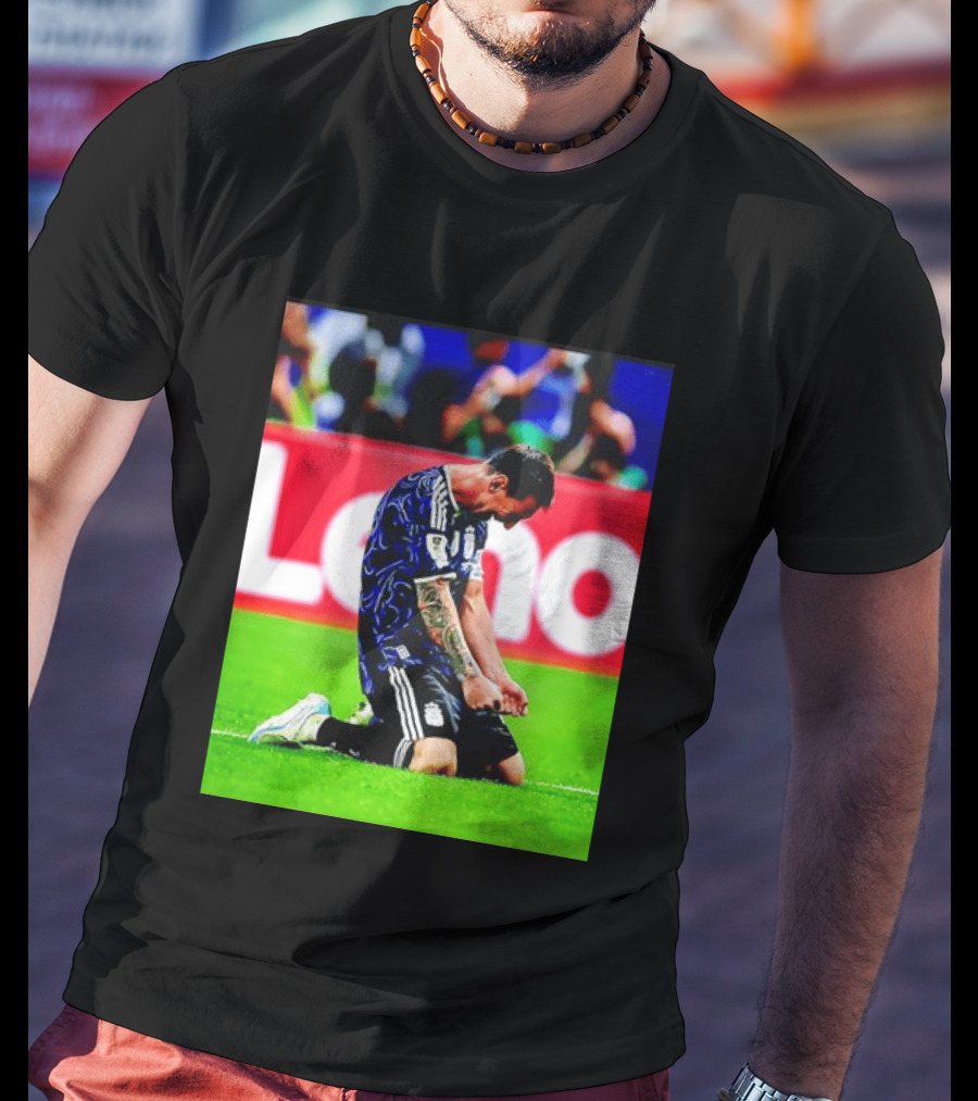 Argentina Football Icon Lionel Messi Kneels In Triumph National Team Victory T-Shirt