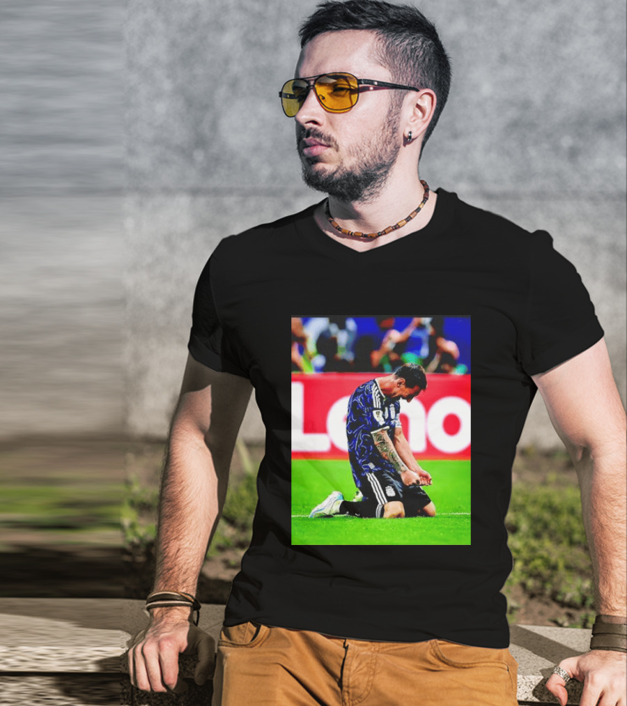 Argentina Football Icon Lionel Messi Kneels In Triumph National Team Victory T-Shirt