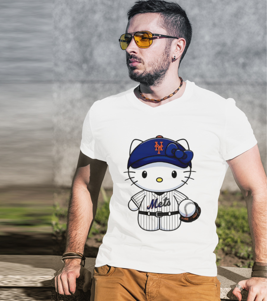 Hello Kitty New York Mets MLB Baseball Fan T-Shirt