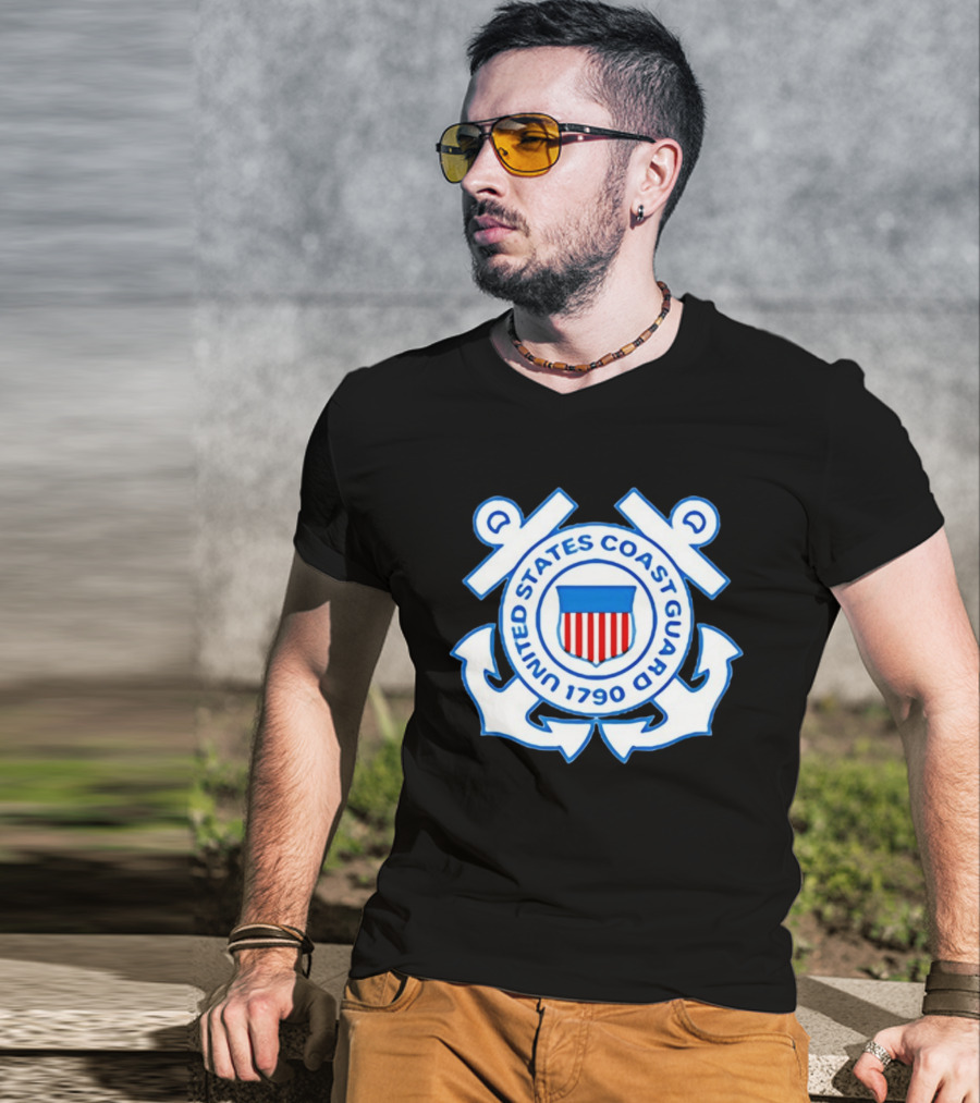United States Coast Guard Emblem 1790 USCG Anchors Insignia T-Shirt