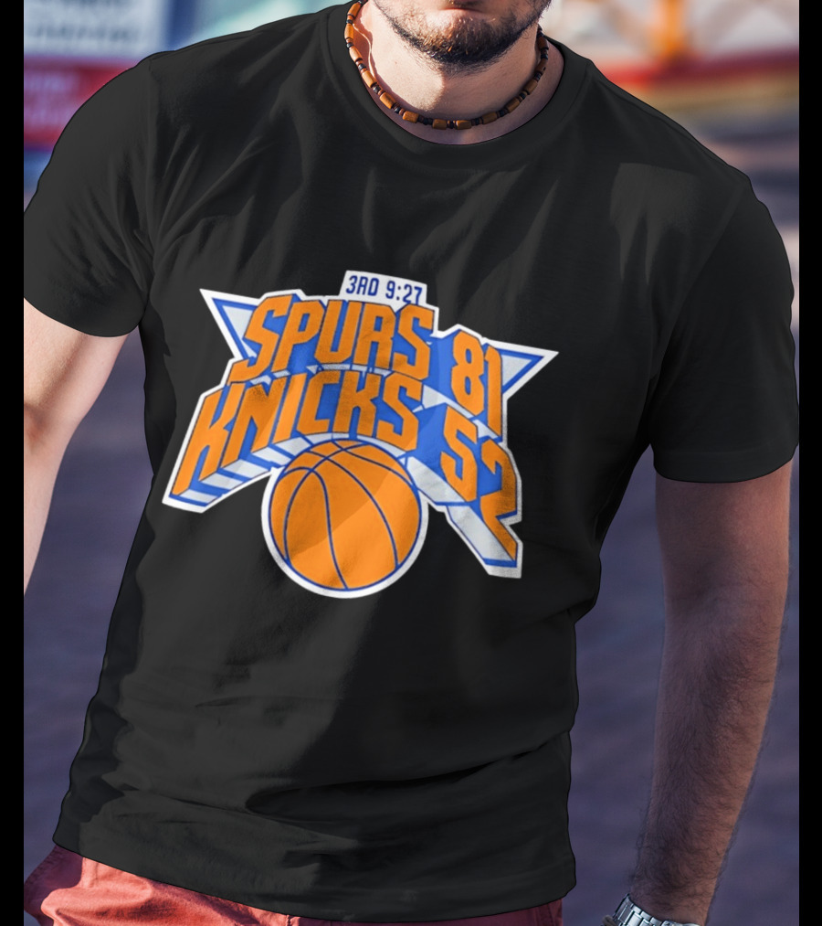 3rd Quarter 9:27 Spurs 81 Knicks 52 T-Shirt