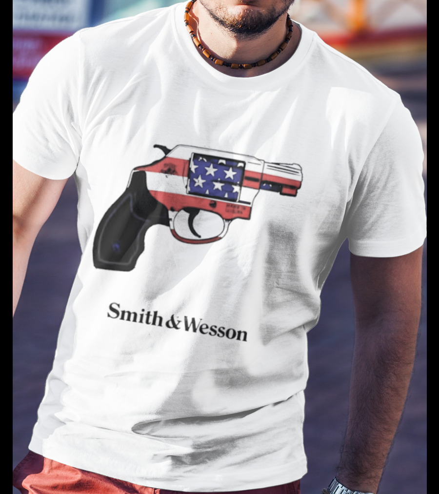 Smith And Wesson American Flag Revolver Firearm T-Shirt