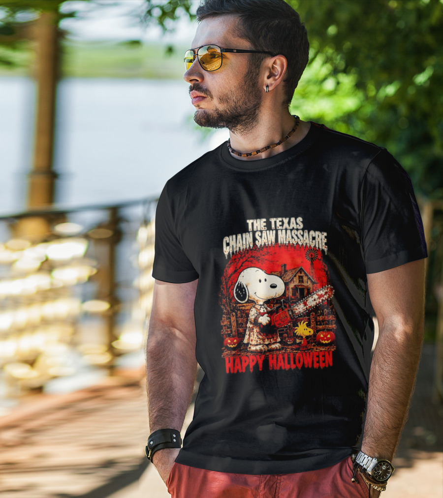 Snoopy Woodstock The Texas Chain Saw Massacre Happy Halloween Scene T-Shirt
