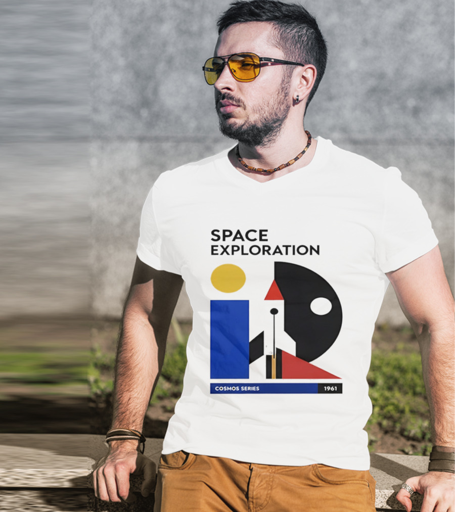Space Exploration 1961 Cosmos Series Retro Geometric T-Shirt
