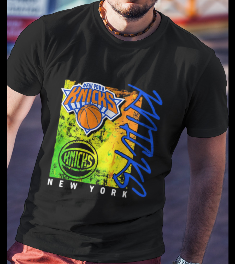 New York Knicks Distressed Basketball Retro Style NBA Fan Favorite T-Shirt