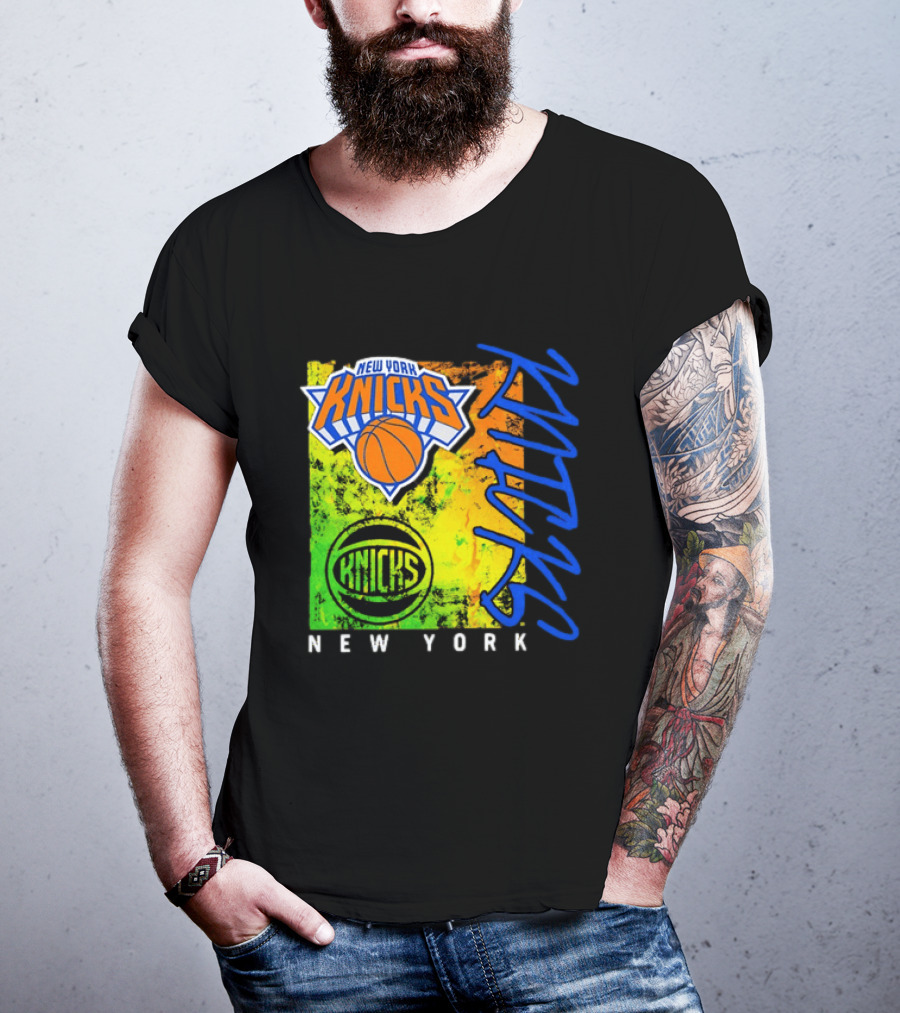 New York Knicks Distressed Basketball Retro Style NBA Fan Favorite T-Shirt