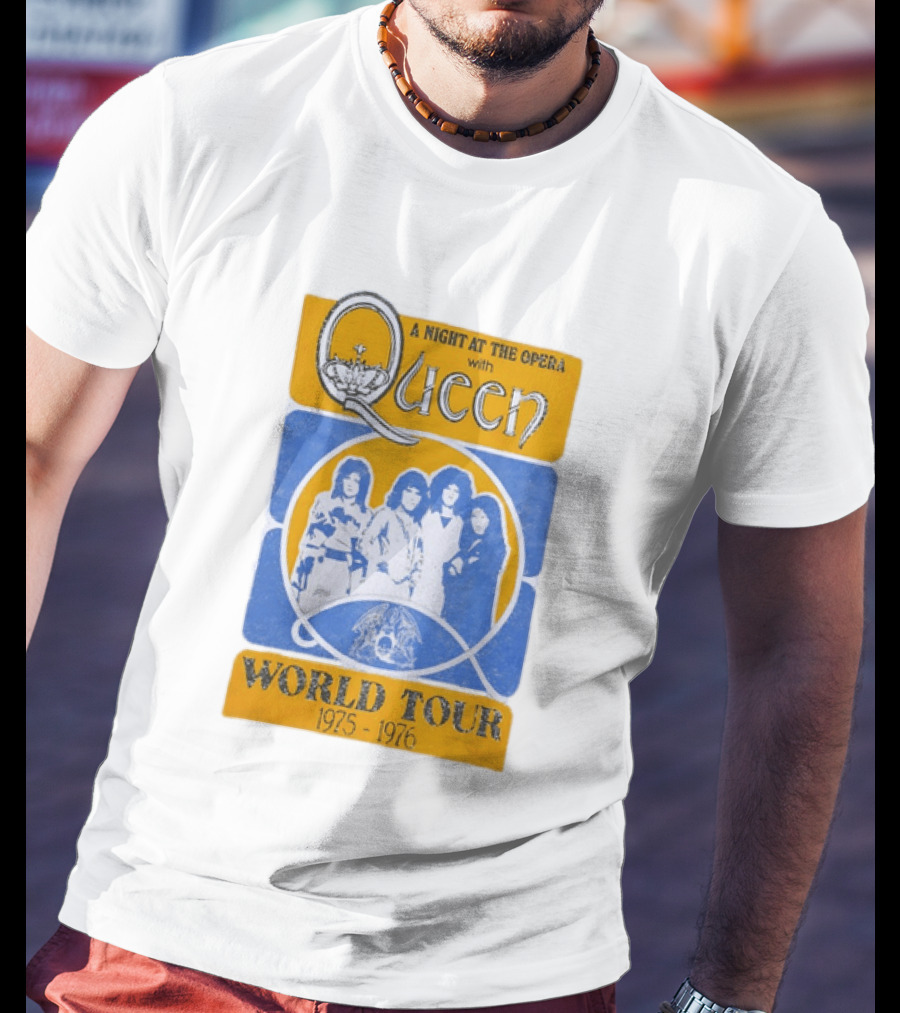 Queen A Night At The Opera World Tour 1975 1976 Vintage Band Photo T-Shirt