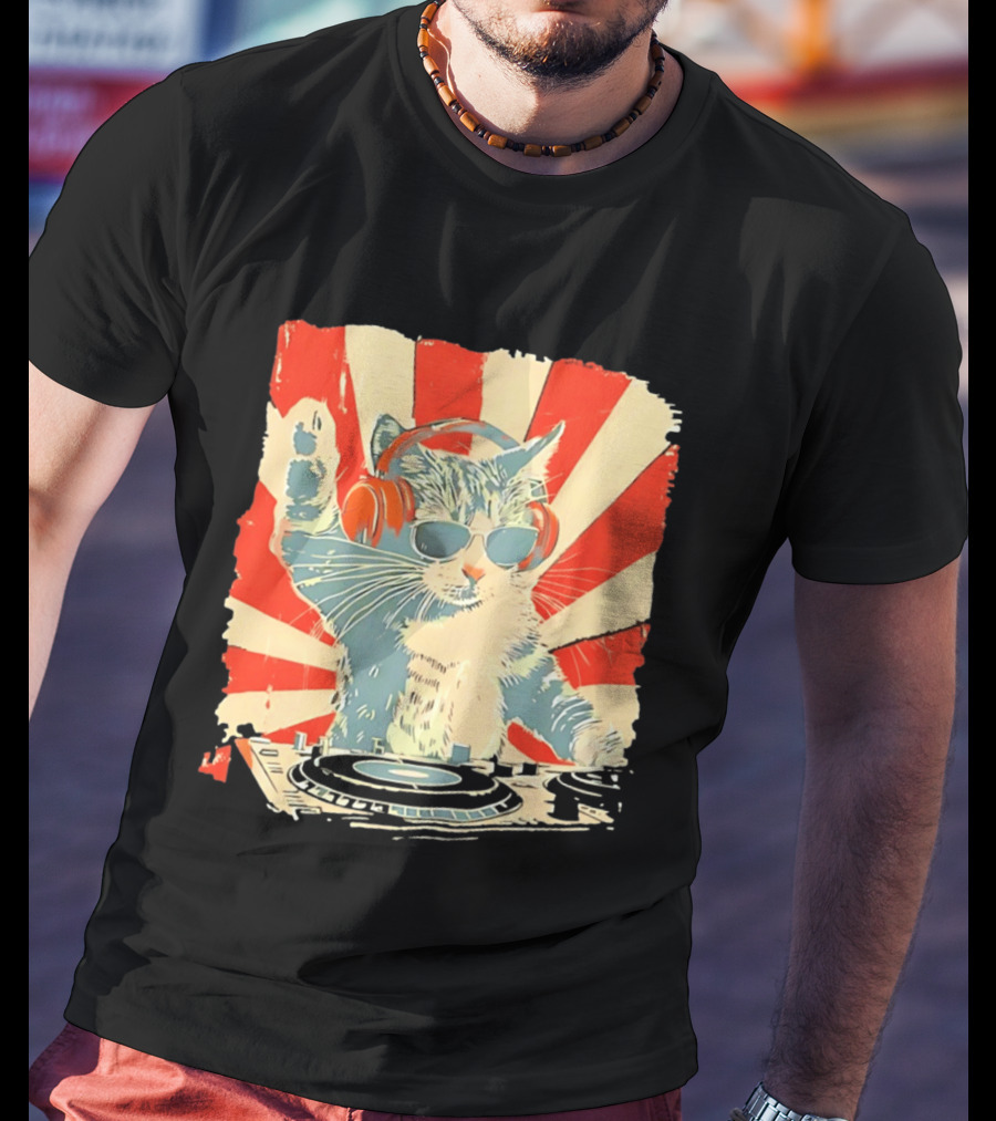 DJ Cat Headphones Sunglasses Retro Style Music Lover T-Shirt
